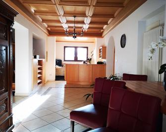 Hotel Residence Mavie - Algund - Rezeption
