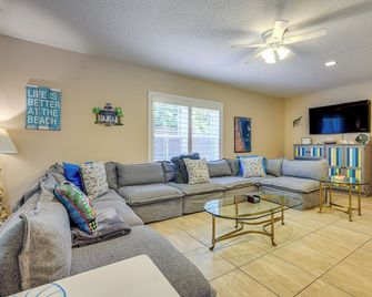 St Augustine Island Cottage - Walk to Beach - St. Augustine - Sala de estar