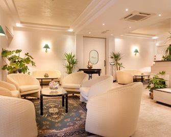 โรงแรมสเตลลา - ริคชิโอเน - เลานจ์