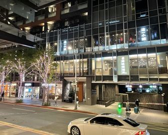 Lovely Apartment with City View(5mins to MRT) - Luzhou District - Edifício