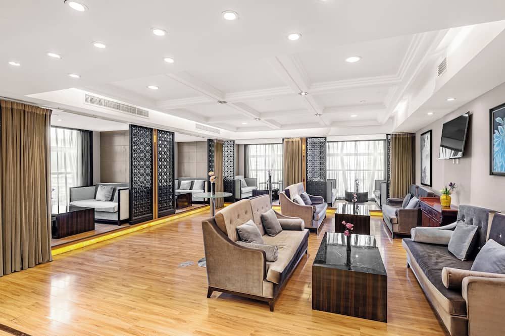 لين إنترناشونال هوتل تشينغدو