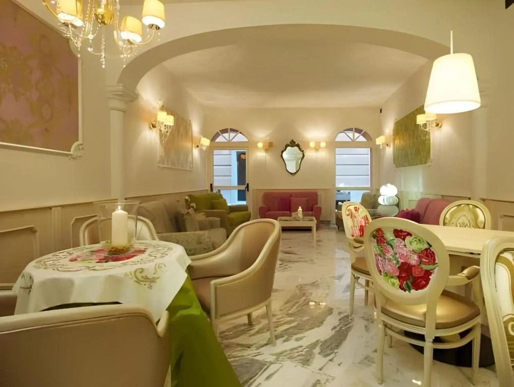 هوتل أستيجانا