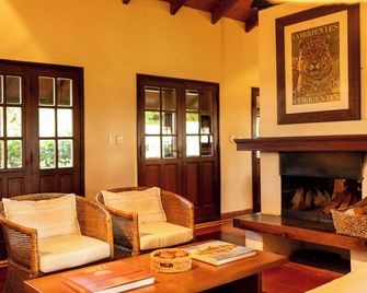 Estancia Iberá - Colonia Carlos Pellegrini - Wohnzimmer