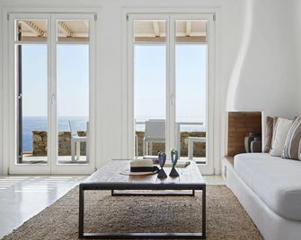 Elia White Residence - Elia - Huiskamer