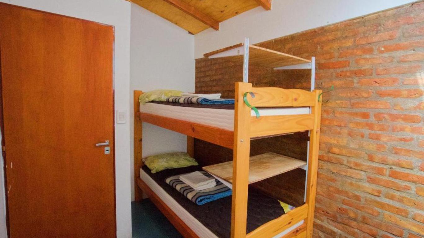 Hostel Aves Del Lago