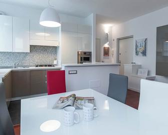 Italianway - Tagiura 8 - Milano - Cucina