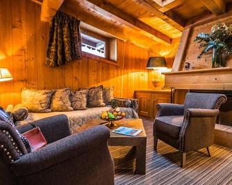 Hôtel Le Fer à Cheval - Megève - Living room