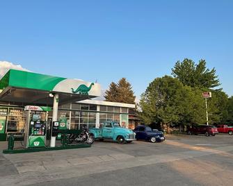 Bob's Station & Motel - Kanosh