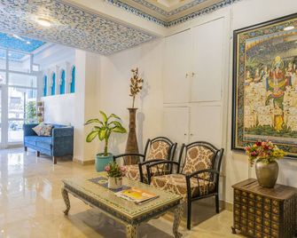 Natural Lake View Hotel - Udaipur - Lobby