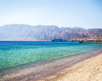 Time Coral Nuweiba Resort - Nuweiba - Beach