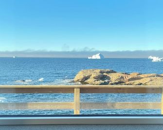 Café de Upernavik - Upernavik - Balcony