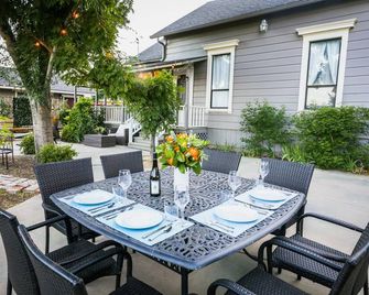 Littlefield 1890 Victorian Retreat - San Miguel - Patio