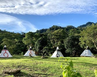 Refugio Del Bosque - La Mesa
