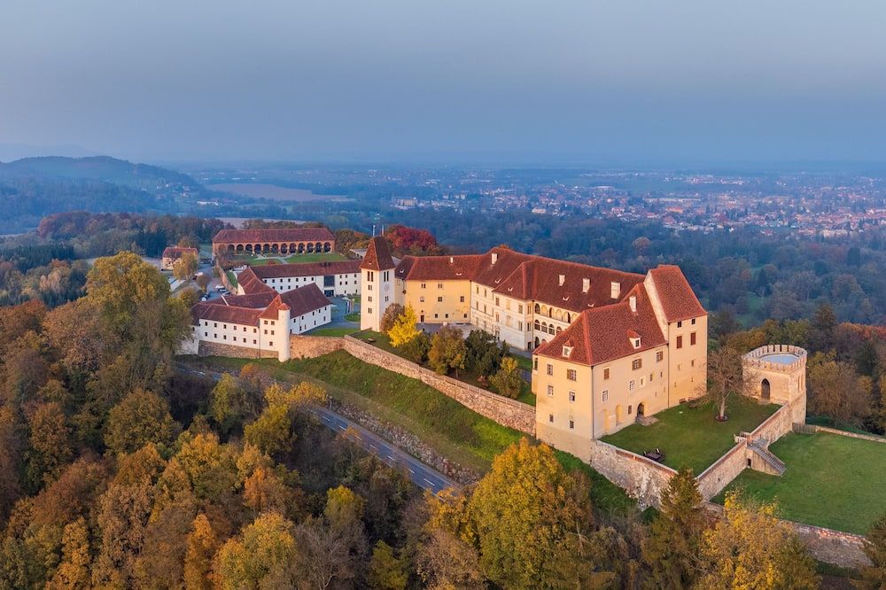 Schloss Seggau - Leibnitz - Gebäude