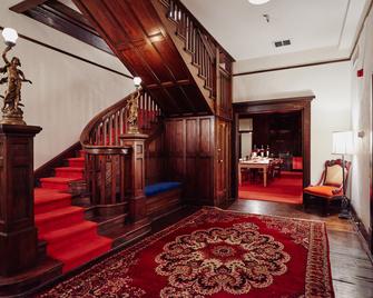 Hotel Havana - San Antonio - Stairs