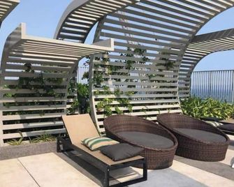 Oasis Suites The Song - Free Gym Pool Ocean Beach - Vung Tau - Patio