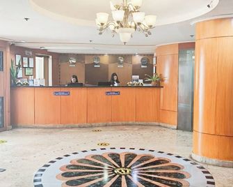 Pearl Manila Hotel - Manila - Recepción