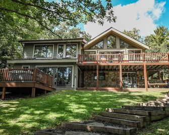 Brief Respite - Swanton - Edificio