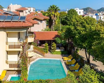 Ustun Apart - İçmeler