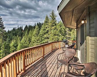 Unique 40 Acre Nature Retreat with Trails and Views! - Coeur d'Alene - Balcón