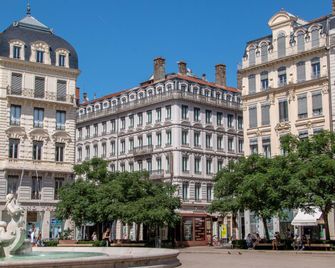 Hôtel Mercure Lyon Centre Beaux Arts - Lyon - Edificio