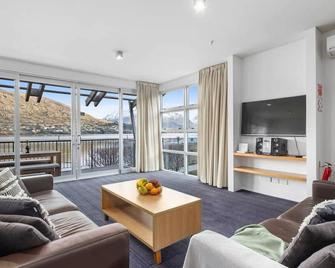 Marina Views - Apt 207 - Queenstown - Wohnzimmer
