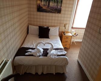 The Castle Hotel - Coldstream - Bedroom