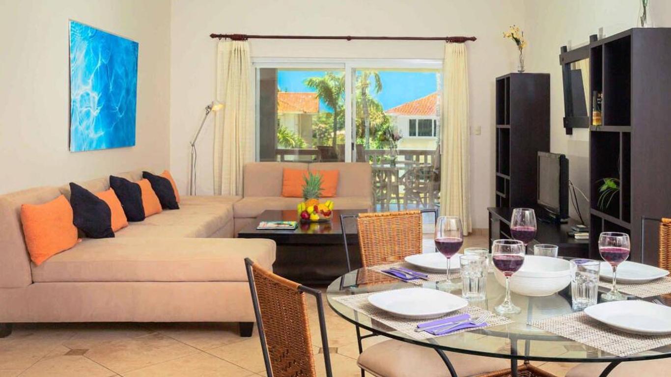 Hummingbird Cabarete