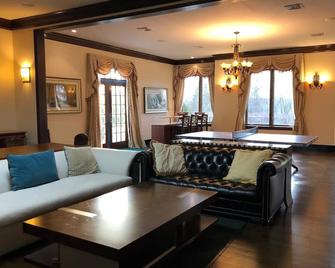 Luxury 8 BR Estate with Pool and Tennis court - Mount Kisco - Soggiorno
