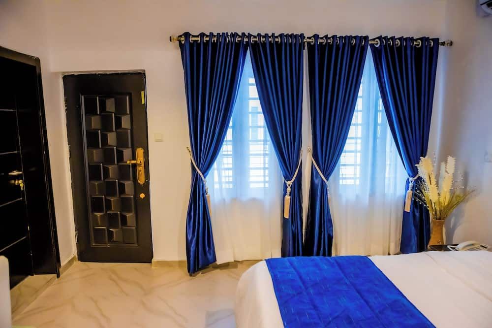 El Elyon Hotel and Suites thumbnail 2