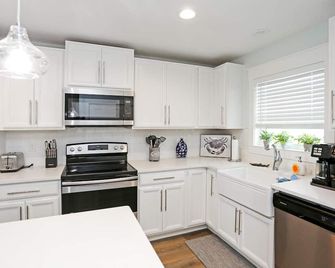 Mimi's Place by Pristine Properties Vacation Rentals - Port St. Joe - Cocina