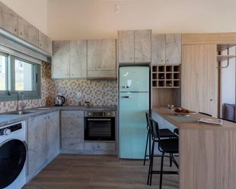 Apolithon Premium Houses - Eresos - Bucătărie