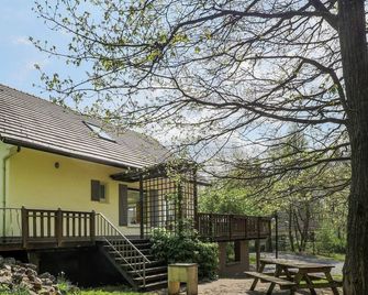 Rendeux Villa with Garden - Rendeux