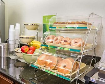 Quality Inn Gillette - Gillette - Buffet