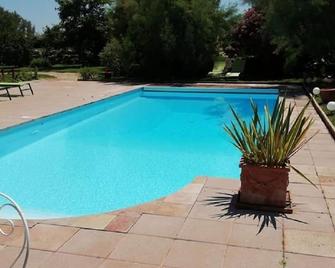 La Grange de Briac - La Magdelaine-sur-Tarn - Piscina