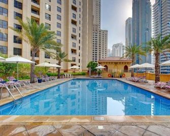 Azure guesthouse hostel - JBR - Dubai - Uima-allas