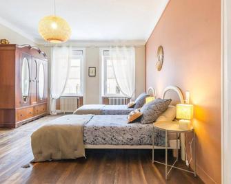 Renovated Norman house with patio, near Granville - La Haye-Pesnel - Habitación