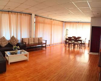 Phangan Cabana Resort - Ko Pha Ngan - סלון