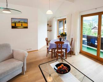 2-room apartment with 68m² - .Ferienwohnungen Kraus - Rottach Egern - Dining room