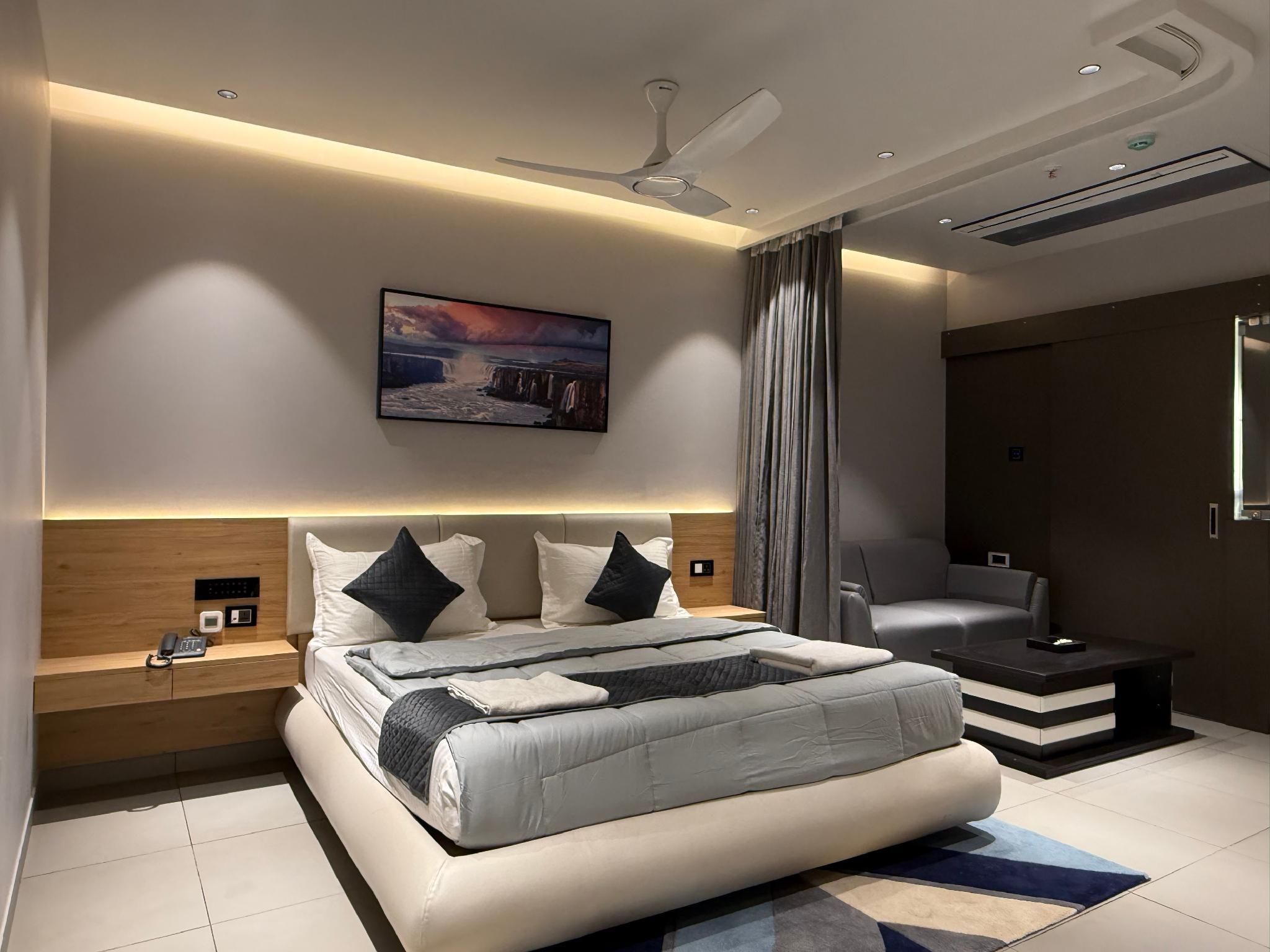 Hotel Shivruun - Gorakhpur - Habitación