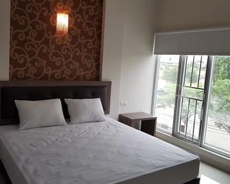 Ethan Hotel Kelapa Gading - ג'קרטה - חדר שינה