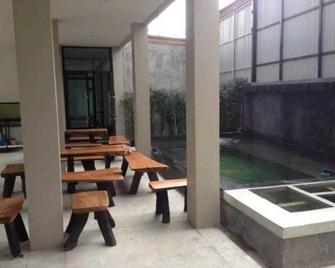 The Room Apartment - Nang Rong - Hol