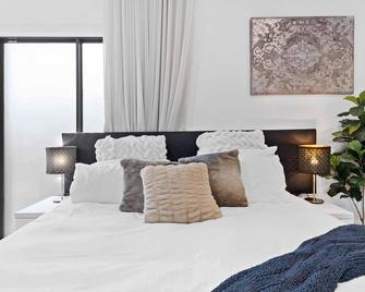 Stunning Studio Apartment Near Public Transport - Carnegie - Schlafzimmer