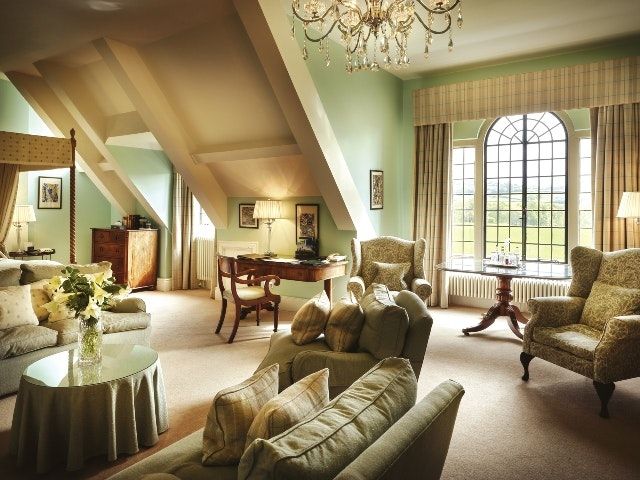 Llangoed Hall - ברקון - חדר שינה