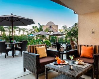 Courtyard by Marriott San Diego Airport/Liberty Station - San Diego - Patio