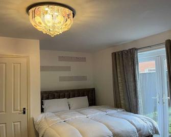 Urban Escape 10mins to Manchester Piccadilly - Manchester - Bedroom