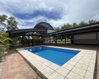 Jumbuck Motel - Longreach - Pool