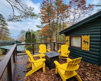 The Owl of Lake George 2 BR deck lake views fireplace - Lake George - Balcony