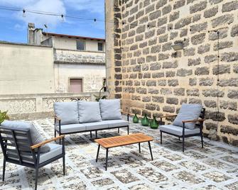 Chloris Palace Romantic Art Nouveau House Salento - Poggiardo - Patio