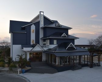 Alaise De Bale Shirahama - Shirahama - Building